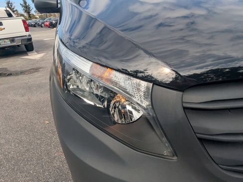 Used 2023 Mercedes-Benz Metris Passenger image 22