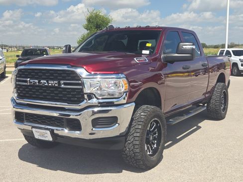 Used 2023 RAM 2500 Tradesman w/ Towing Technology Group AWD/4WD image 7