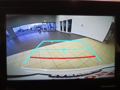 Used 2021 Toyota C-HR XLE image 27