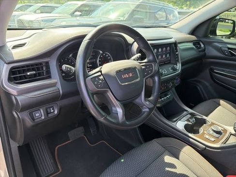 Used 2022 GMC Acadia AT4 w/ Trailering Package AWD/4WD image 10