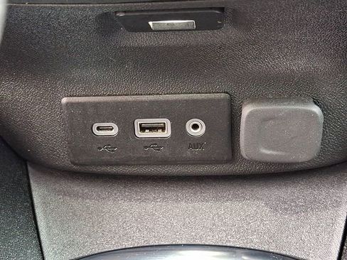 Used 2024 Chevrolet Malibu LT FWD image 24