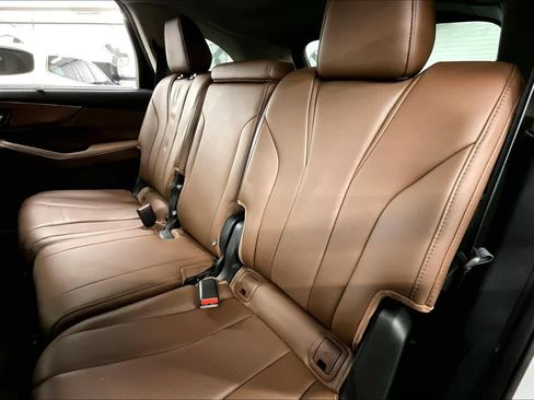 Used 2024 Acura MDX SH-AWD w/ Technology Package image 15