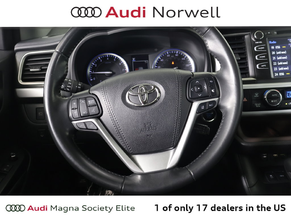 Used 2019 Toyota Highlander XLE AWD/4WD image 31