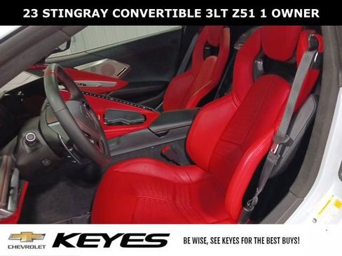 Used 2023 Chevrolet Corvette Stingray Premium Conv w/ Z51 Performance Package RWD image 5