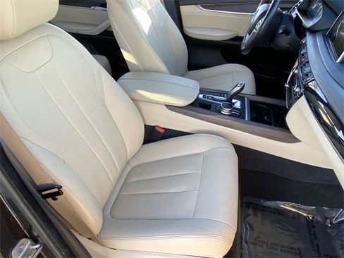 Used 2017 BMW X5 xDrive35i image 11