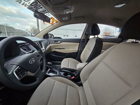 Certified 2022 Hyundai Accent SEL image 10