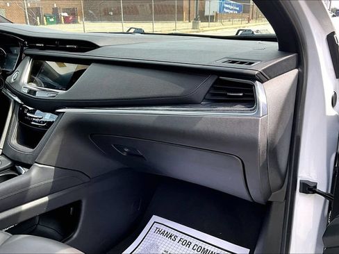 Used 2023 Cadillac XT5 Premium Luxury w/ LPO, Floor Liner Package AWD/4WD image 15