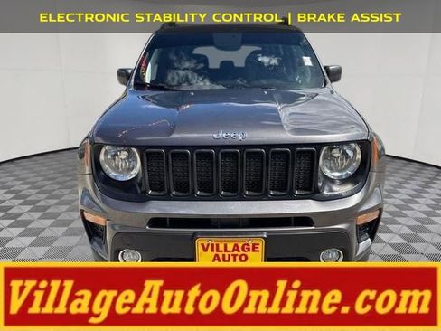 Used 2019 Jeep Renegade Latitude w/ Cold Weather Group AWD/4WD image 6