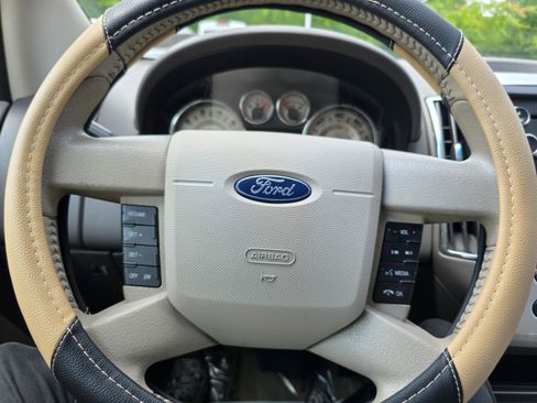 Used 2009 Ford Edge SEL AWD/4WD image 14