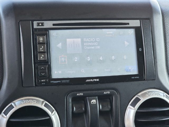 Used 2014 Jeep Wrangler Sahara w/ Connectivity Group AWD/4WD image 9