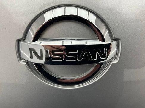 Used 2010 Nissan 370Z Touring RWD image 27
