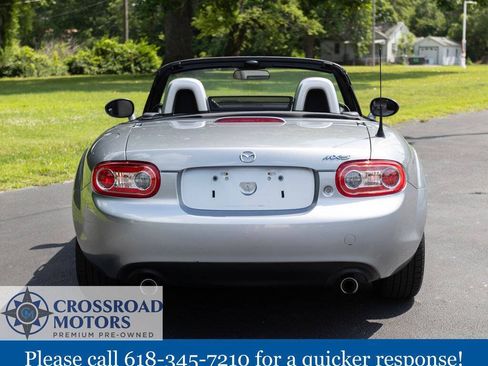 Used 2012 MAZDA MX-5 Miata Sport RWD image 5