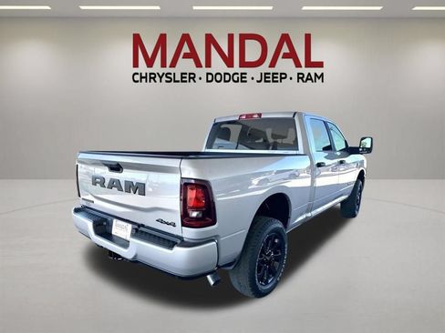 New 2026 RAM 2500 Big Horn AWD/4WD image 6