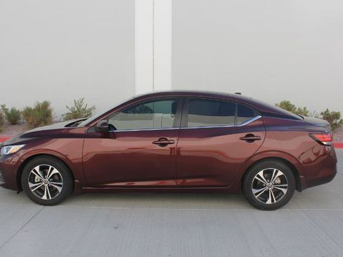 Used 2022 Nissan Sentra SV FWD image 8