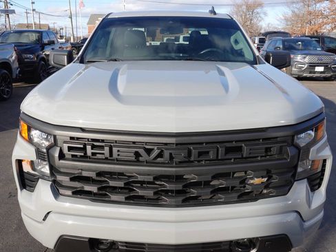 Used 2024 Chevrolet Silverado 1500 Custom image 6