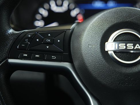 Used 2024 Nissan Altima 2.5 SV image 31