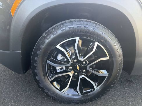 Used 2021 Chevrolet TrailBlazer ACTIV w/ Sun and Liftgate Package AWD/4WD image 33