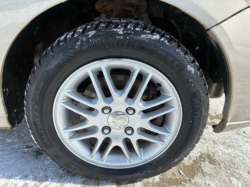 Used 2006 Ford Focus SE image 34