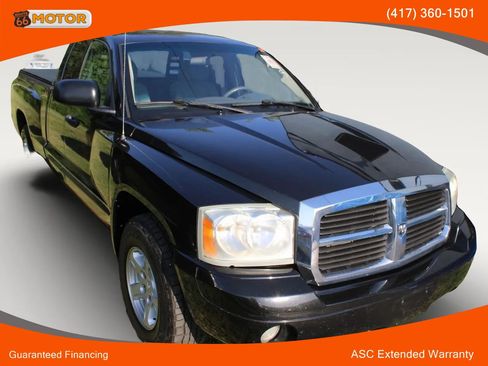 Used 2006 Dodge Dakota SLT w/ Trailer Tow Group AWD/4WD image 1
