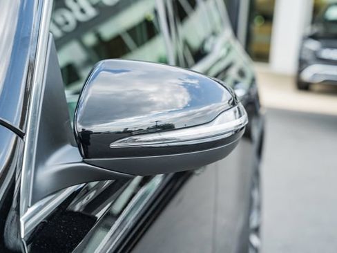 Certified 2023 Mercedes-Benz GLB 250 4MATIC image 14
