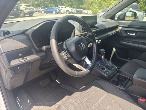 Used 2025 Honda CR-V Sport image 10