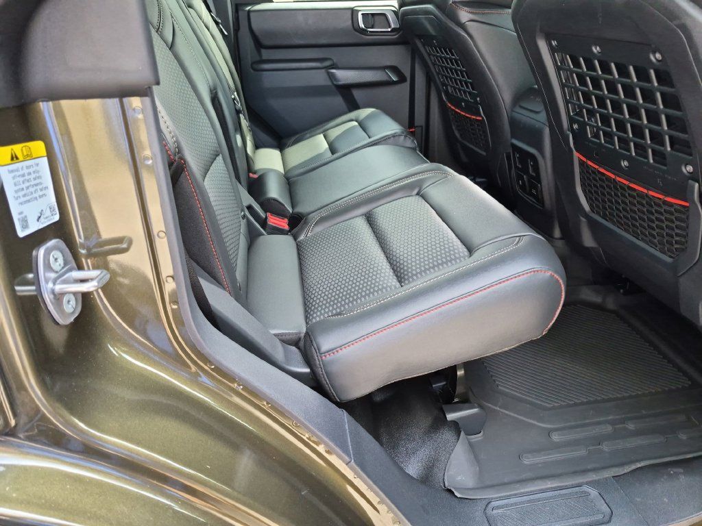 Used 2024 Ford Bronco Raptor AWD/4WD image 31