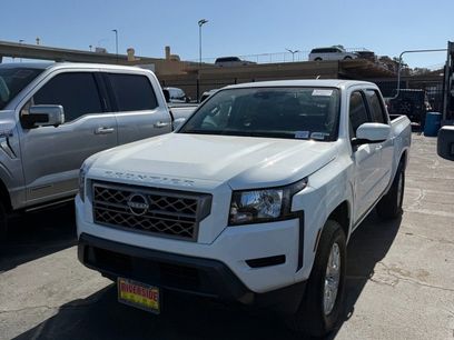Used 2023 Nissan Frontier SV