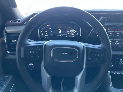 Used 2025 GMC Sierra 2500 Denali w/ Denali Reserve Package AWD/4WD image 16