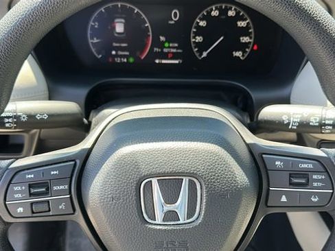 Used 2024 Honda HR-V LX image 10