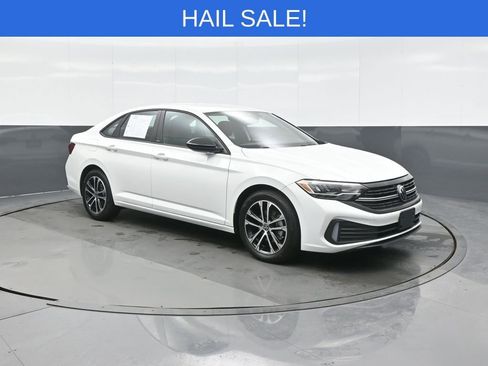 Used 2024 Volkswagen Jetta Sport image 1