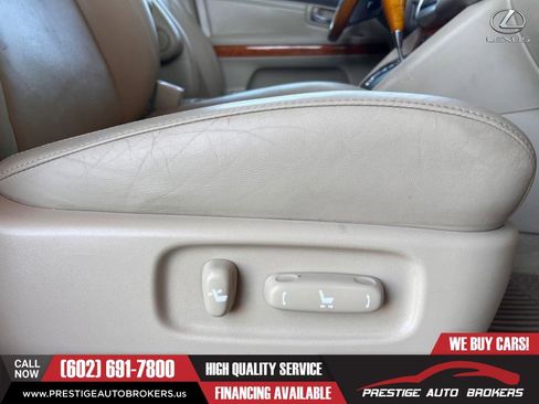 Used 2005 Lexus RX 330 AWD image 37