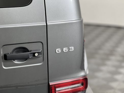 Certified 2020 Mercedes-Benz G 63 AMG 4MATIC image 12