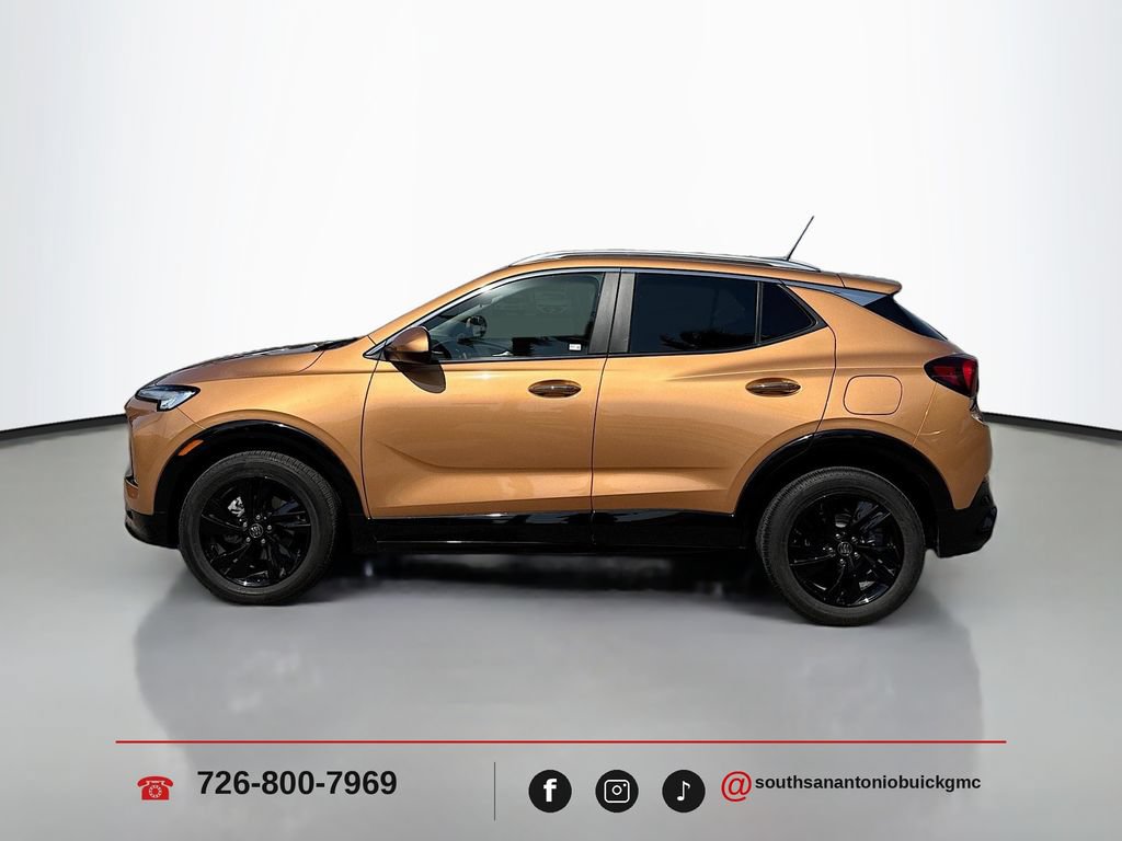 Used 2024 Buick Encore GX Sport Touring FWD image 4