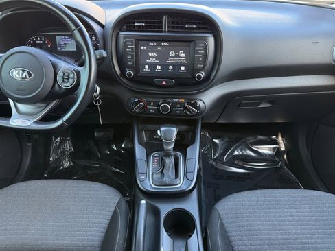 Used 2020 Kia Soul GT-Line image 11