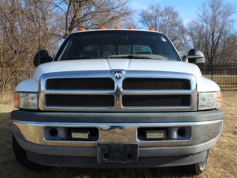 Used 1996 Dodge Ram 3500 Truck 2WD Club Cab image 11