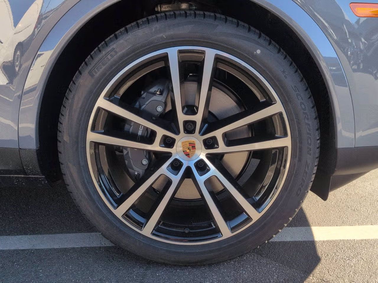 Certified 2026 Porsche Cayenne AWD/4WD image 12