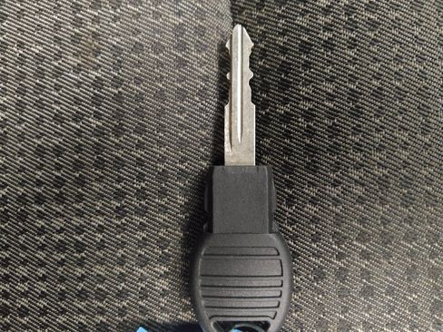 Used 2013 RAM 1500 Lone Star RWD image 32
