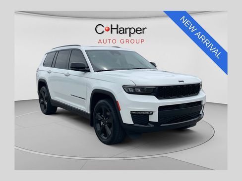 Used 2023 Jeep Grand Cherokee L Limited w/ Black Appearance Package AWD/4WD image 1