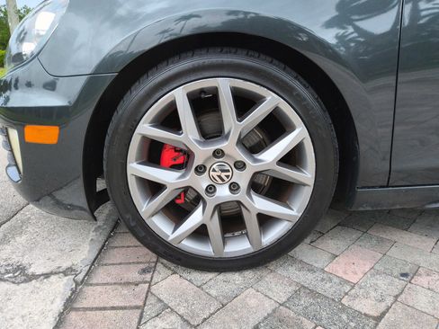 Used 2014 Volkswagen GTI Wolfsburg Edition FWD image 42