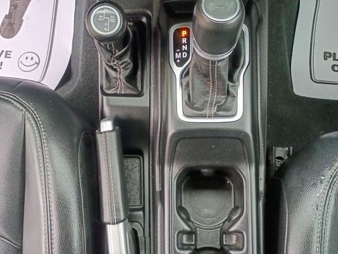 Used 2022 Jeep Wrangler Unlimited Sahara w/ Cold Weather Group image 28