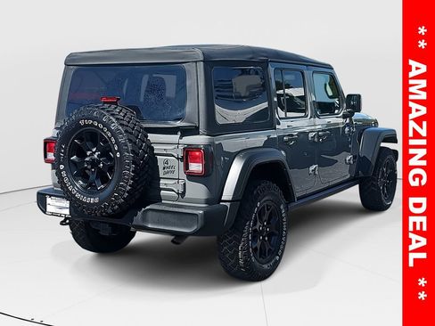 Used 2021 Jeep Wrangler Unlimited Willys image 3