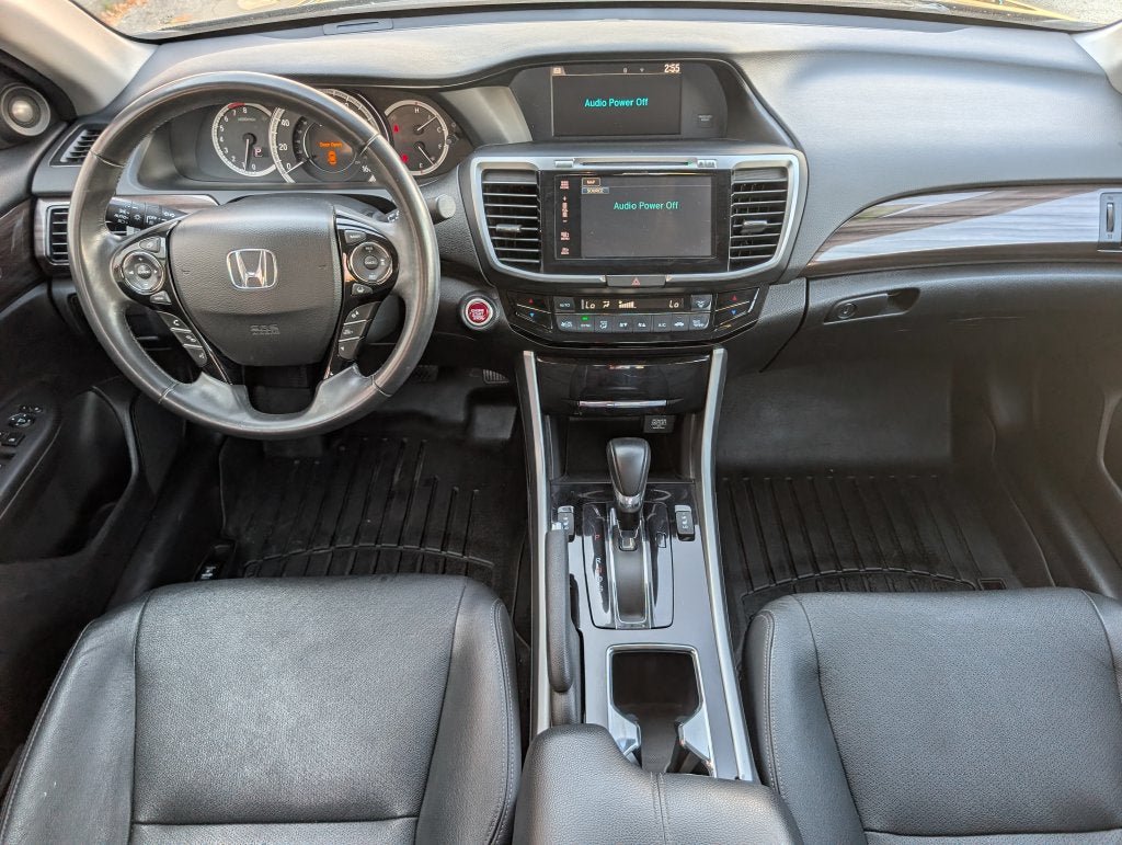 Used 2017 Honda Accord EX-L image 26
