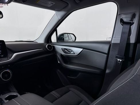 Used 2024 Chevrolet Blazer LT w/ Convenience Package image 22
