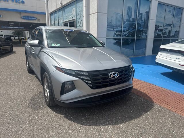 Used 2022 Hyundai Tucson SE FWD image 4