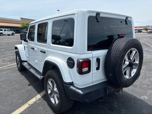 Used 2021 Jeep Wrangler Unlimited Sahara w/ Uconnect 4C Nav & Sound Group AWD/4WD image 7