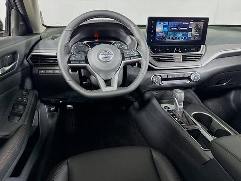 New 2026 Nissan Altima 2.5 SR FWD image 18