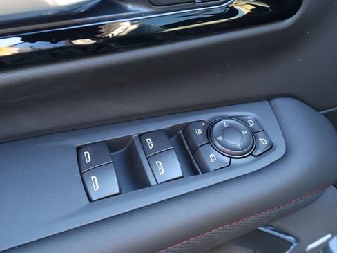 New 2026 Chevrolet Suburban RST image 19