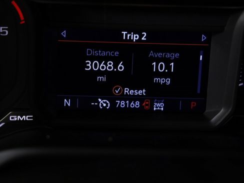 Used 2022 GMC Sierra 2500 AT4 w/ AT4 Preferred Package image 25