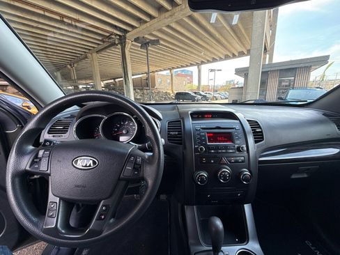 Used 2012 Kia Sorento LX w/ V6 Convenience Pkg image 13