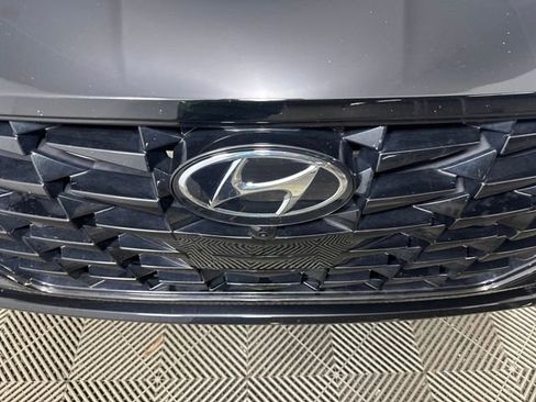 Used 2023 Hyundai Sonata Limited w/ Preferred Accessory Package image 9